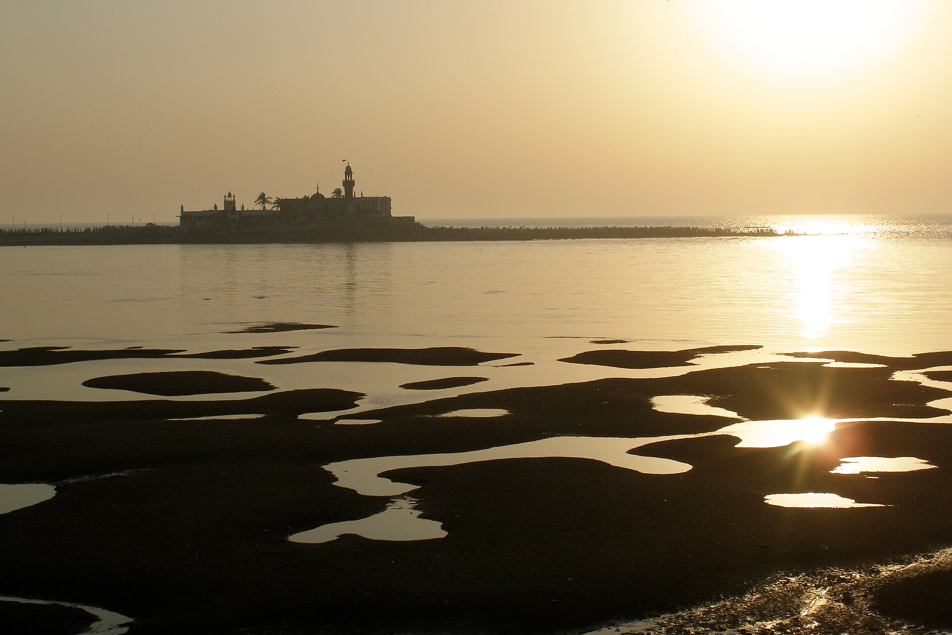 Dargah Haji Ali